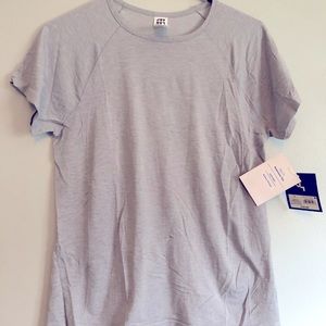 NWT JoyLab Slim fit seamless lavender/grey tshirt, size large